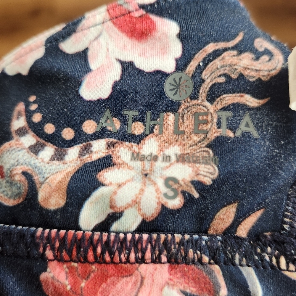 Athleta Floral Sports Bra - Black and Pink - Picture 4 of 4